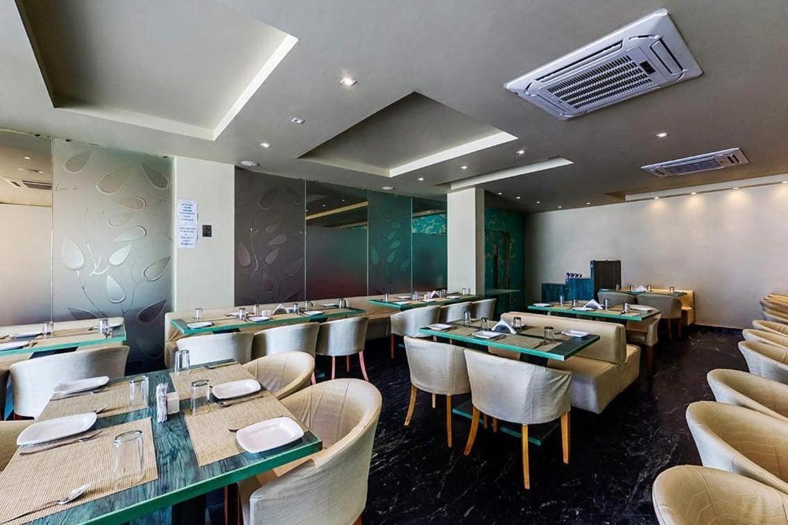 Hotel Grand 3D Bhuj Exterior photo